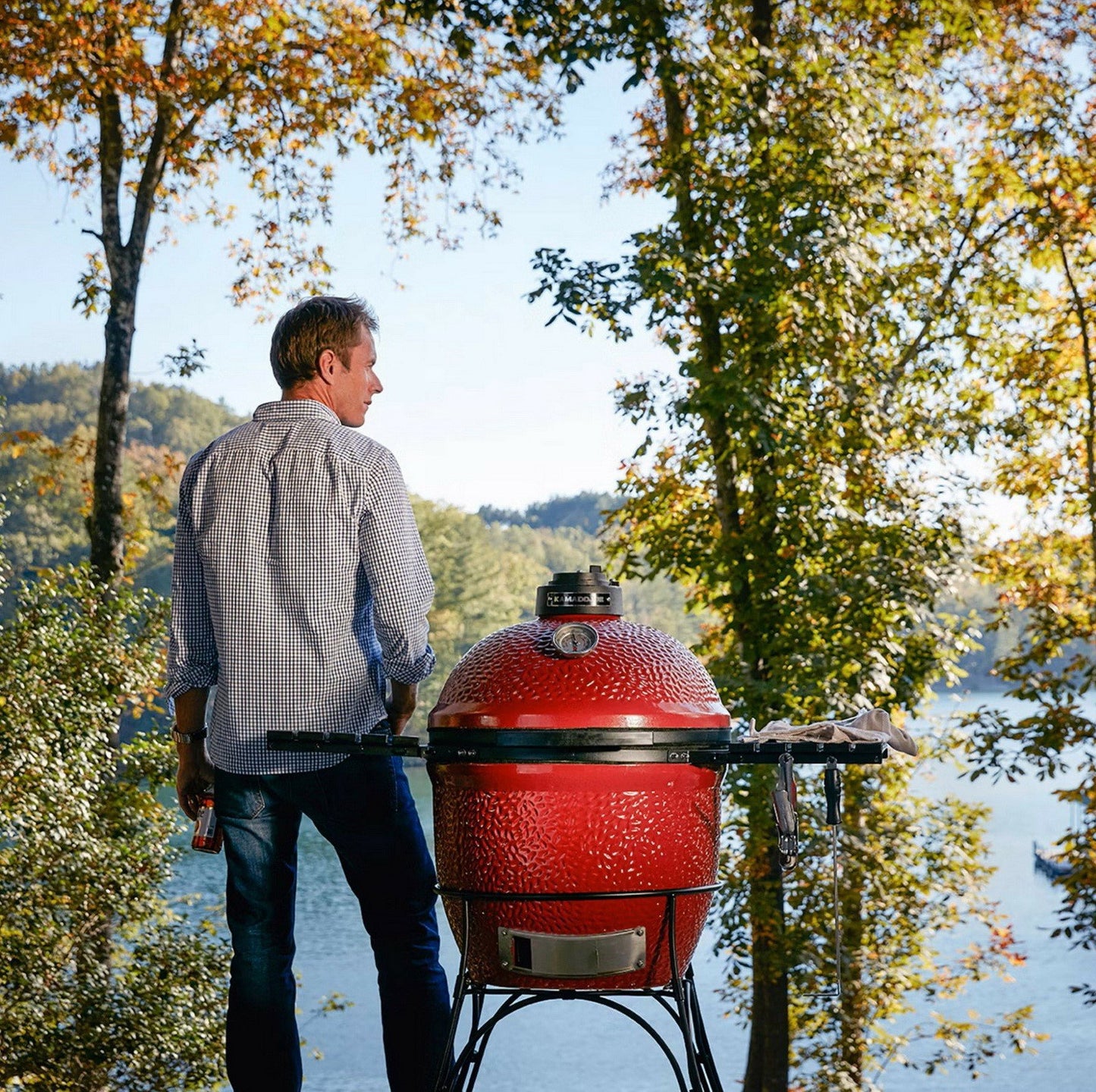 Kamado Joe Classic I Charcoal Grill with Cart & Locking Wheels