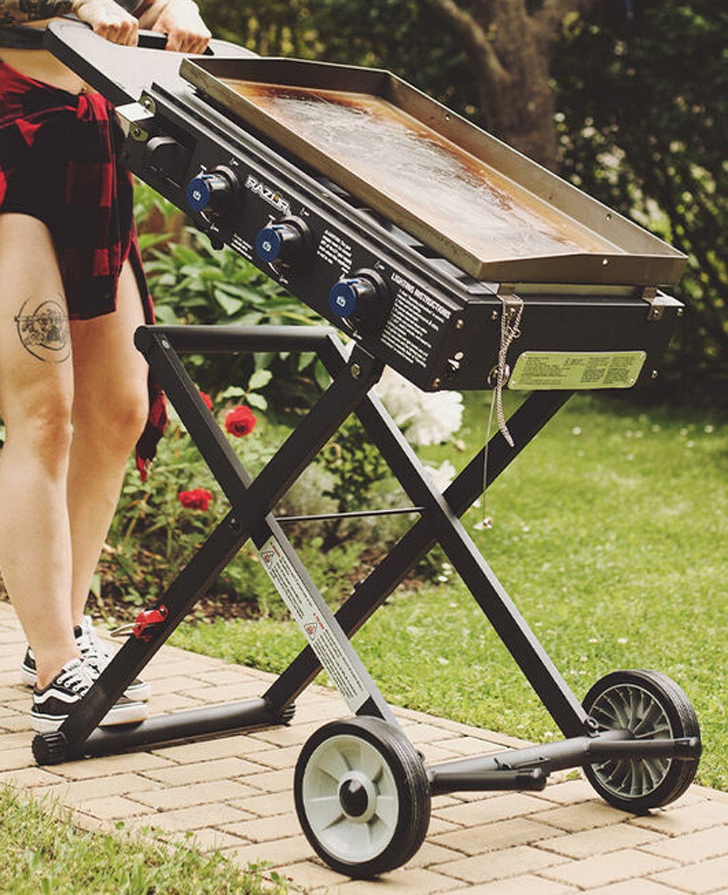 Razor 3 Burner Portable Griddle Collapsible Grill with Cart 30,000 BTU