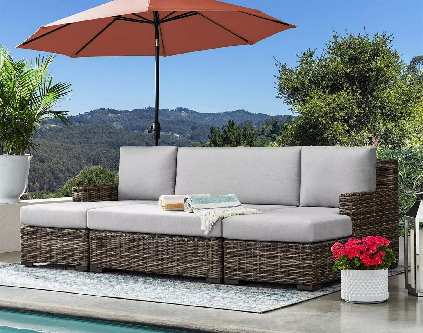 Halstead Outdoor Cushioned Wicker 4-Piece Sectional Set