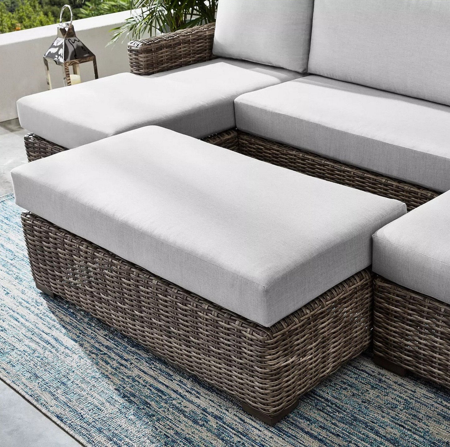 Halstead Outdoor Cushioned Wicker 4-Piece Sectional Set
