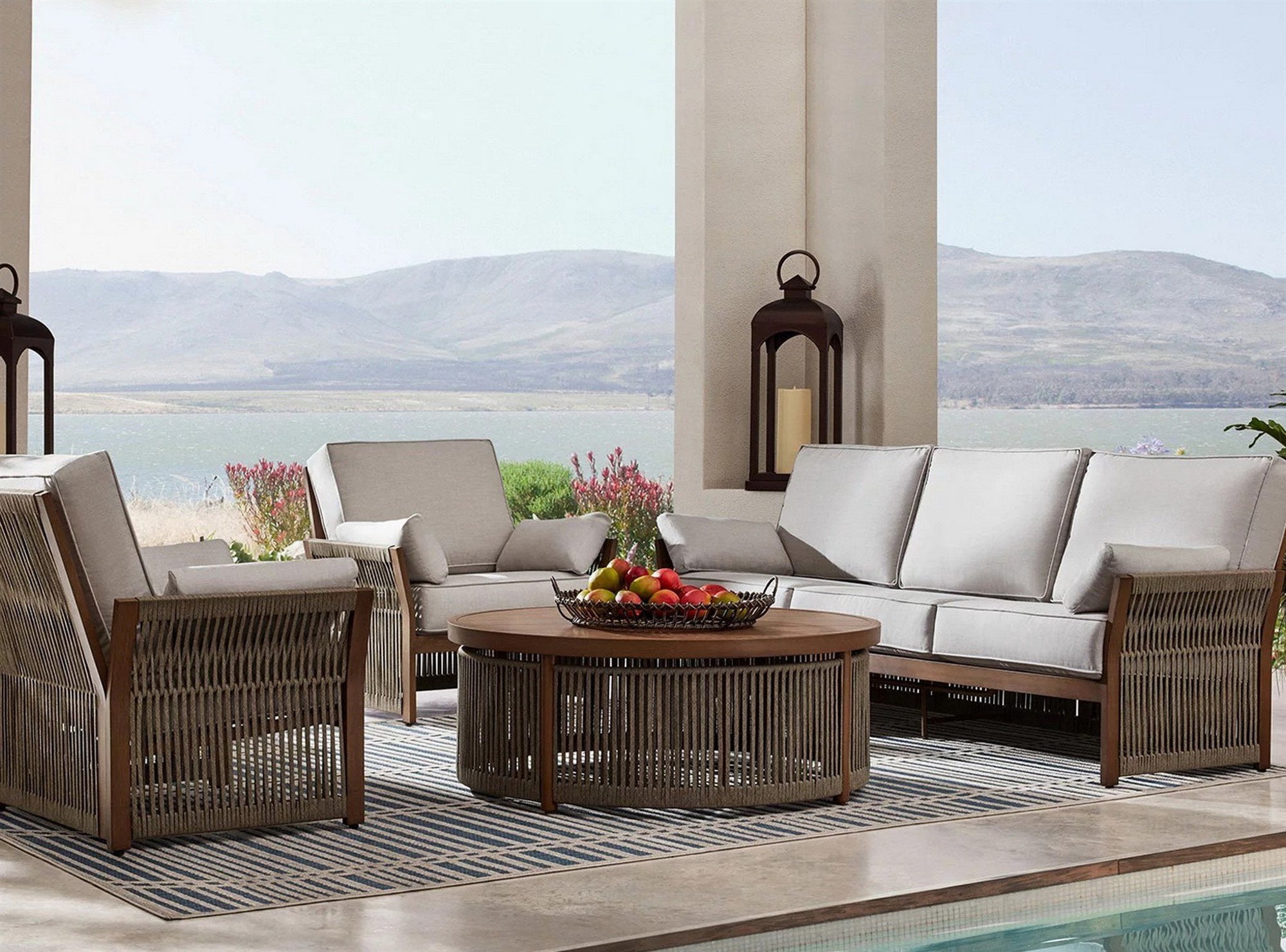 Outdoor deep outlet seating set